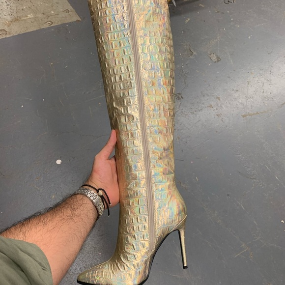 Women’s Knee High Pointed Toe Boots in Gold Holographic Faux Leather Croc Effect - Picture 8 of 12